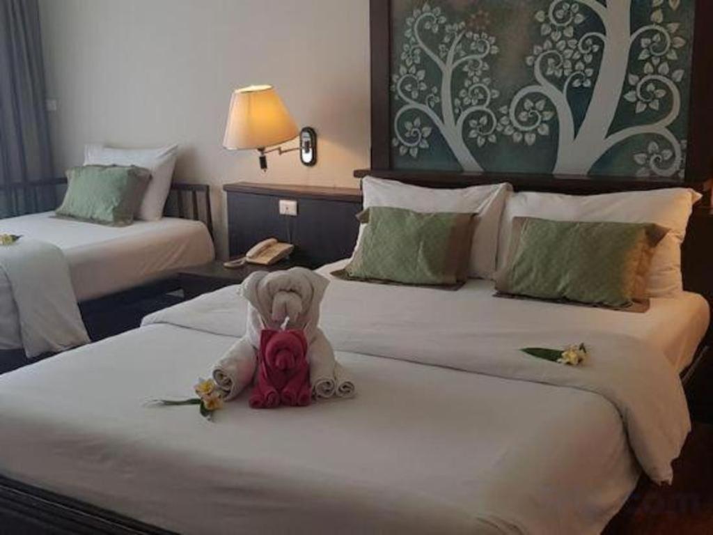 Sarita Cha Let And Spa Pantai Jomtien Bagian luar foto