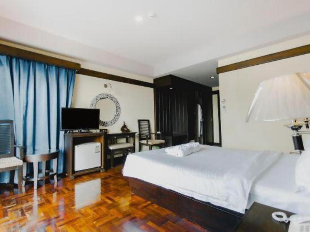 Sarita Cha Let And Spa Pantai Jomtien Bagian luar foto